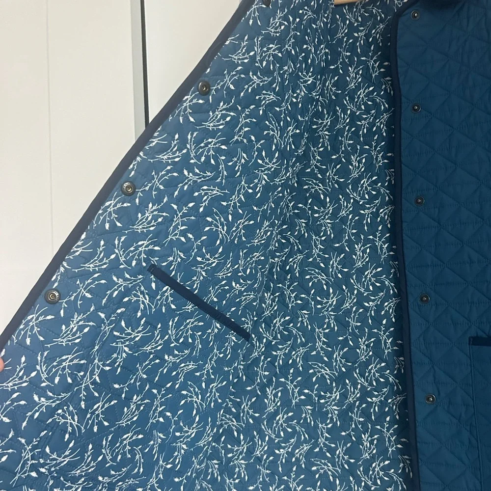 Lands End Women Reversable Insulated Barn Coat size XL - Picture 8 of 9